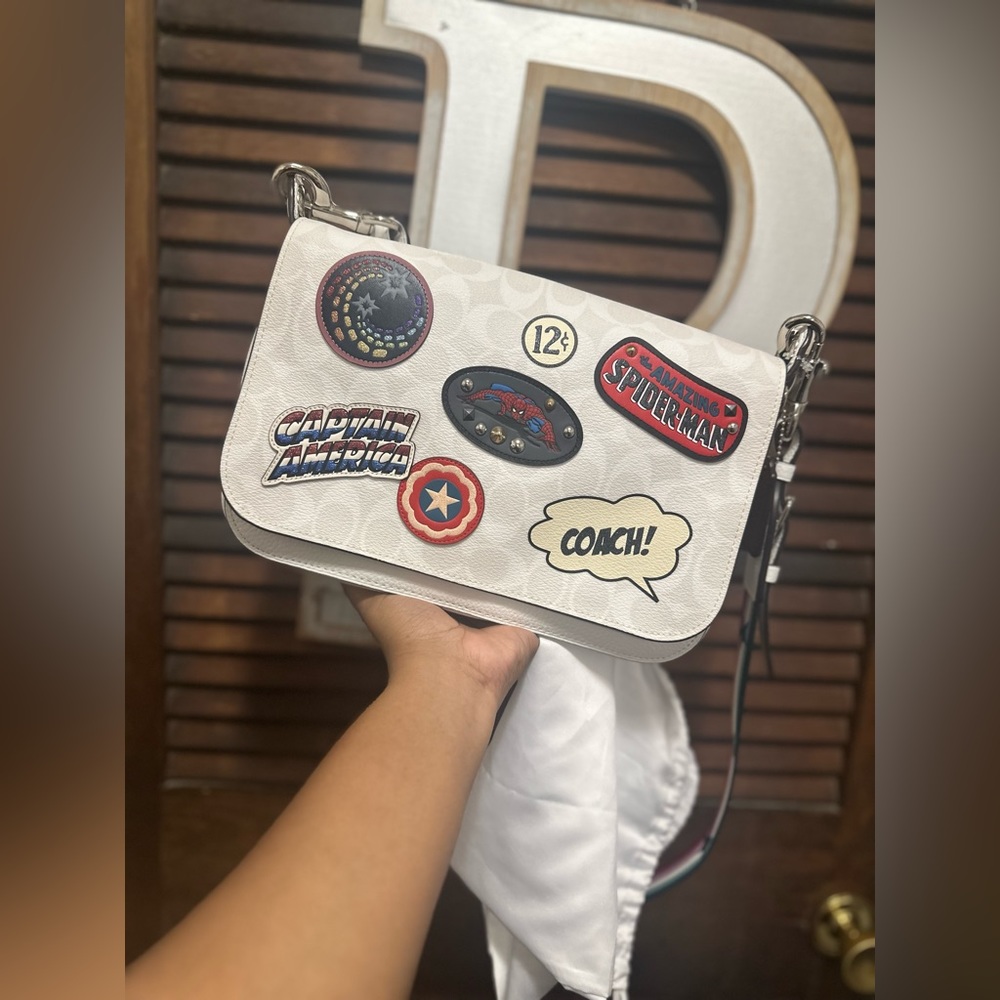 White Patch-Detail Shoulder Bag with Star Strap - Picture 9 of 11